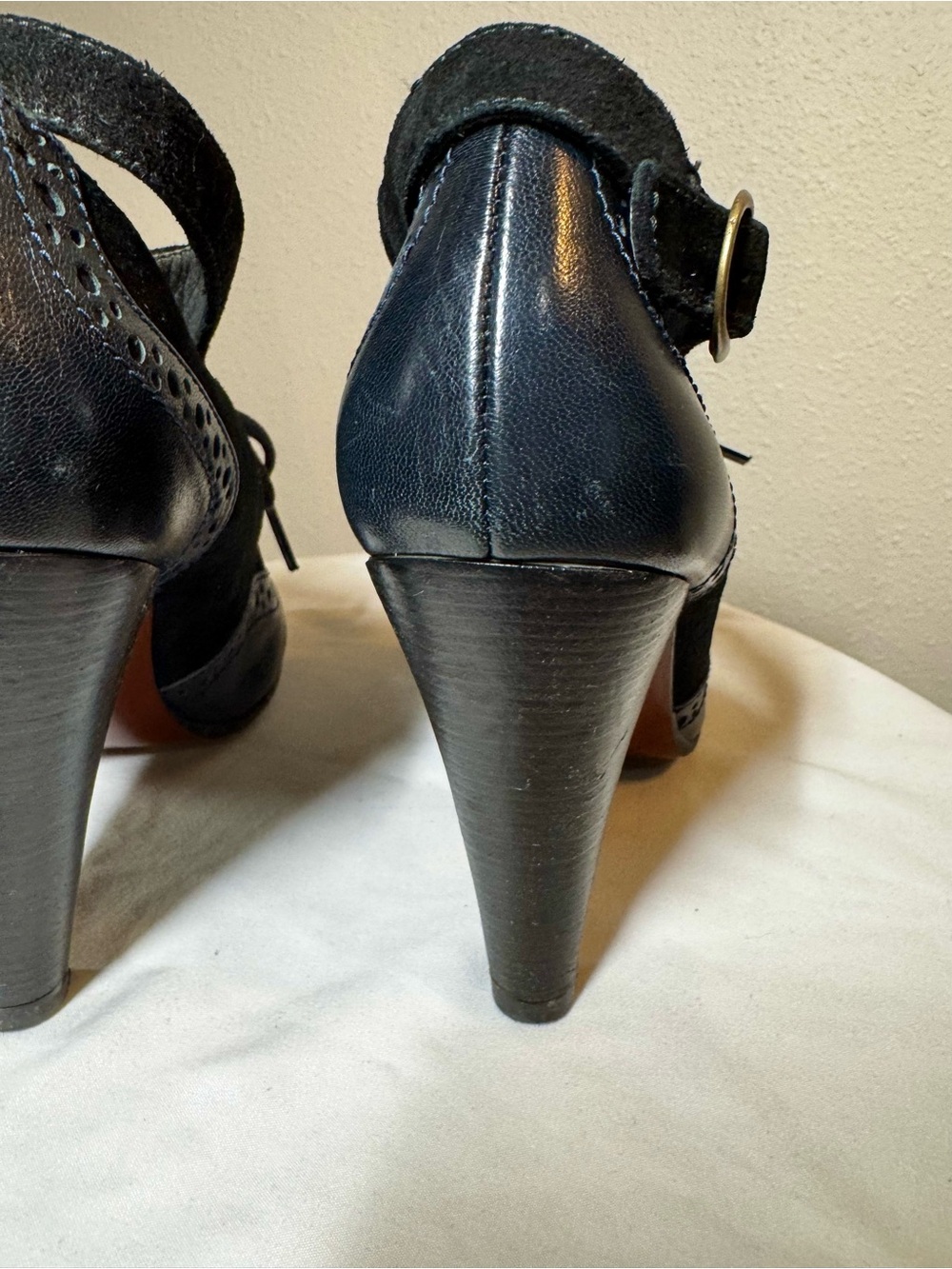 Chie Mihara Navy Veranda Oxford Heels Size 39 - Picture 15 of 16